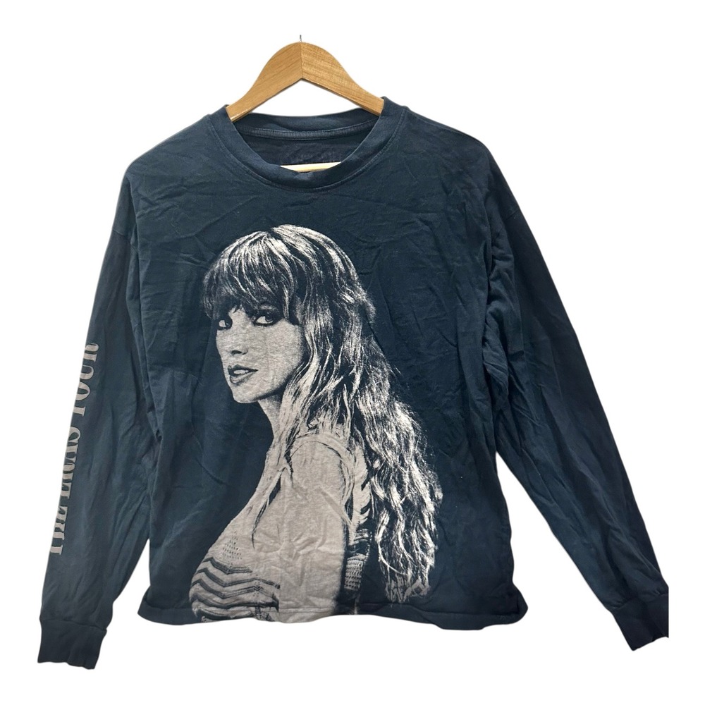 Taylor Swift The Eras Tour Long Sleeve Graphic T-Shirt Black Size Medium